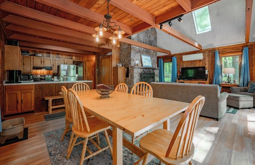 Sky Valley House | Woodsy Dog Friendly Retreat w/Lake Access