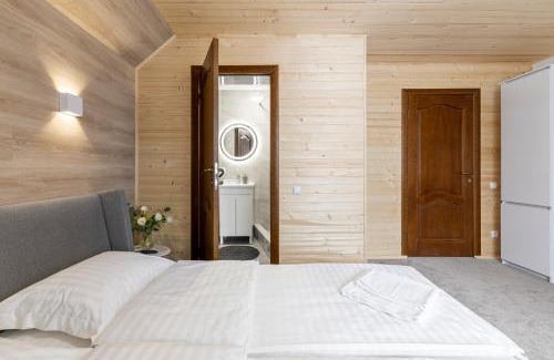 Polyanytsya House | Woodvel House