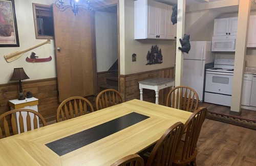 Benton Cabin | Woodwose Cabin - Adventures Now