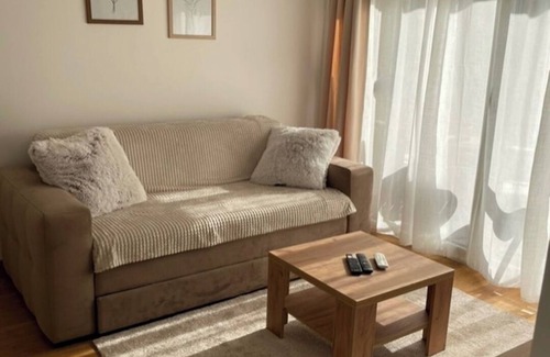 Vrnjacka Banja Apartment | Woody apartment near center Vrnjačka Banja with free parking