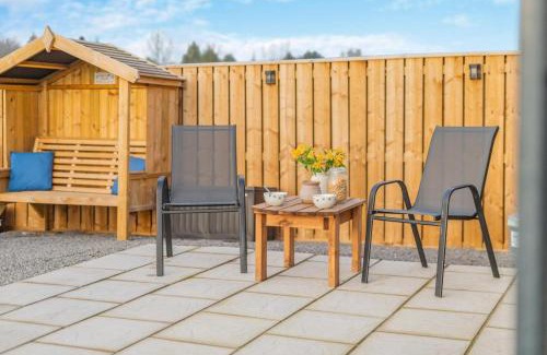 Darlington House | Woody