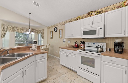 Historic Downtown Kissimmee Villa | Wookiee's Hideout in Cumbrian Lakes