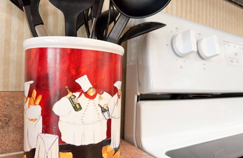 Historic Downtown Kissimmee Villa | Wookiee's Hideout in Cumbrian Lakes