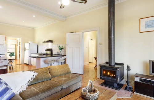Woolamai House | Woolamai Park Suits 2-3 Families LARGE 7 Bedrooms