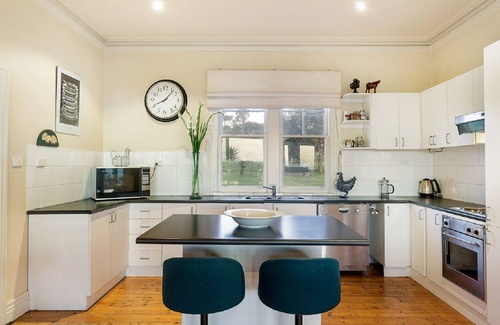 Woolamai House | Woolamai Park Suits 2-3 Families LARGE 7 Bedrooms