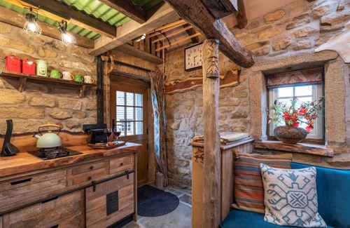 Ilkley House | Woolcombers - One Bedroom House, Sleeps 2