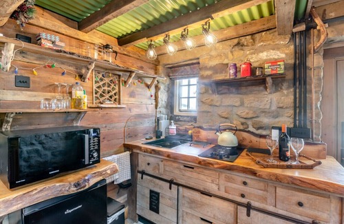 Ilkley House | Woolcombers - One Bedroom House, Sleeps 2