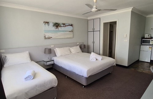 Woolgoolga House | Woolgoolga Beach Motel Unit 1