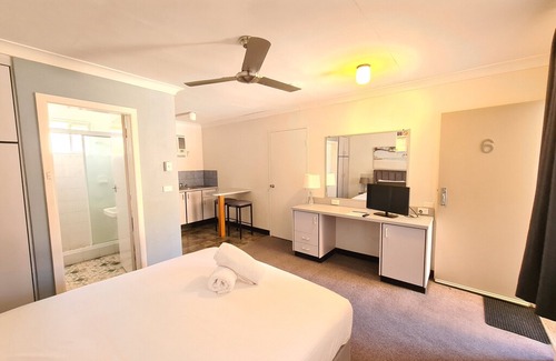 Woolgoolga House | Woolgoolga Beach Motel Unit 6
