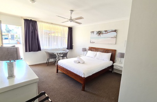 Woolgoolga House | Woolgoolga Beach Motel Unit 9