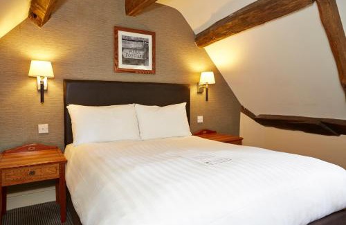 Beckington Hotel | Woolpack Inn by Greene King Inns