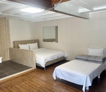 Insadong Hotel | Woomigwan Hotel