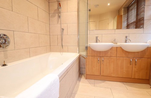 Coleford Cottage | WORCESTER LODGE, pet friendly, character holiday cottage in Coleford