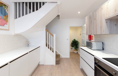 Petty France House | Wordsworth Spa - Birch Stays (New Home)