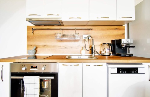 Sofia Apartment | Work Friendly | 2BR | AC | Terrace | Free Parking