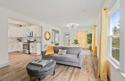 Jeffersonville House | Work-friendly, sauna, table tennis, & firepit