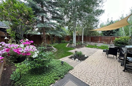 Hailey House | Work from home in the mountains