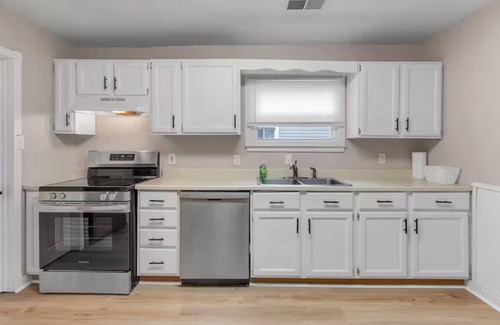 Canton House | Work or Relax l Quiet & Clean