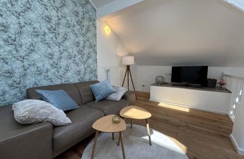 Wachenbuchen Apartment | Work & Relax in Maintal
