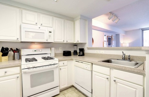 Ballston Apartment | Work & Relax: The Perfect Ballston Stay