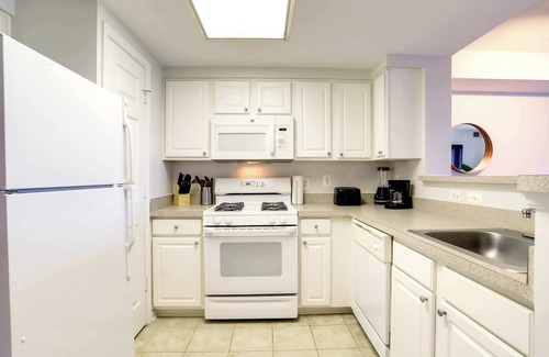 Ballston Apartment | Work & Relax: The Perfect Ballston Stay