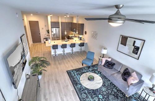 North Scottsdale Apartment | Work Remotely, Elegant Space, Wi-Fi, Total Comfort 4014