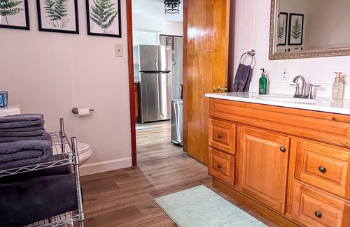 Butler House | Work. Wander. Welcome. Furnished 30+ Night Stay in the Heart of Downtown Butler