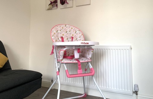 Worksop House | Worksop Newly Refurbished 2-Bedroom House