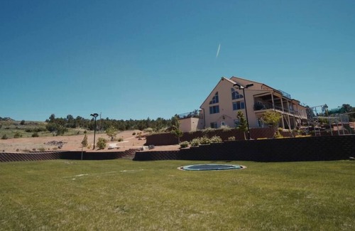 Alton House | World Class Estate | Between Bryce & Zion