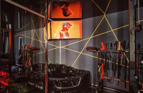 Reda Apartment | World Of Ecstasy - Apartament BDSM
