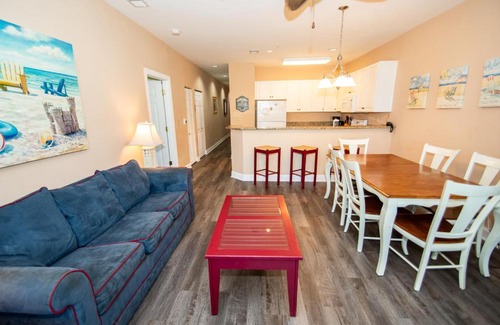 Carolina Forest Apartment | World Tour 202 Augusta by Palmetto Vacation Rentals
