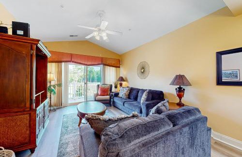 Carolina Forest Apartment | World Tour, Unit #306