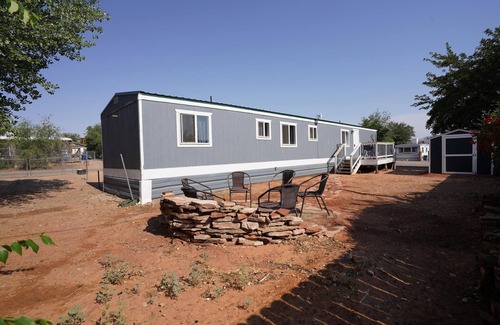 Big Water House | World Traveler BnB - Buckskin Slot Canyon and The Wave