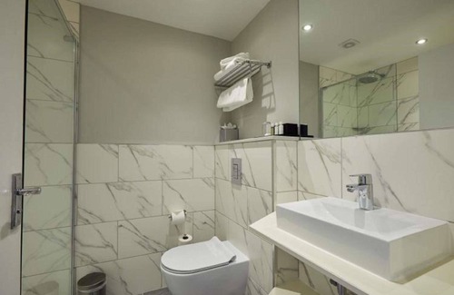 Milton Keynes Hotel | WorldHotels Distinctive Woughton House Hotel