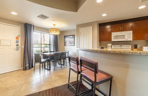 Terra Lago Hotel | WorldMark Indio - 2 Bedroom Twin Accessible