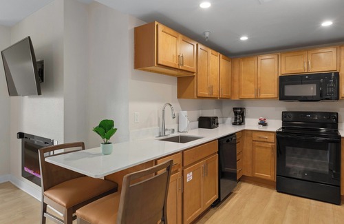 Oceanside Hotel | WorldMark Oceanside