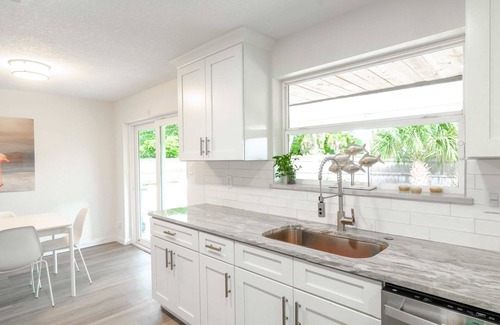 Golden Beach Estates House | Wow! Beachside Glam 3br wPool, Walk to Park, Beach