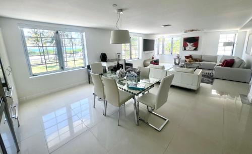 South Beach Apartment | WOW! Best Location! Best Unit! New Renovated South Beach Ocean Front
