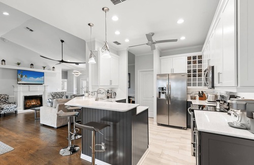 Falcons Glen House | π WOW! FIVE STAR Stunning Retreat! ~ Lely Resort ~ Golf ~ FREE Players Club!π΄