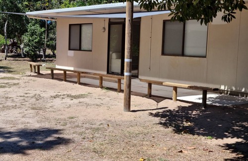 Cape Gloucester House | Wow! Idyllic Sunset Beach