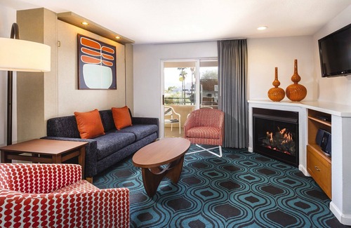 Uptown Design District Resort | Wow . The colors of the desert is awe inspiring !