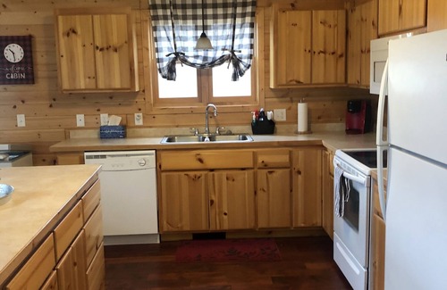 Garrison Cabin | Wrap yourself around the heart of Garrison, Minnesota!