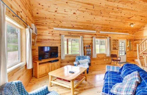Deadwood House | Wraparound Deck and BBQ Pet-Friendly Deadwood Cabin