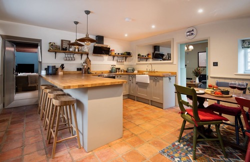 Nunnington House | Wrays Cottage - sleeping 8 guests in 4 bedrooms