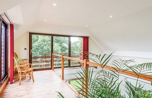 Upper Battlefield Ski Chalet | Wrekin Premier Lodge