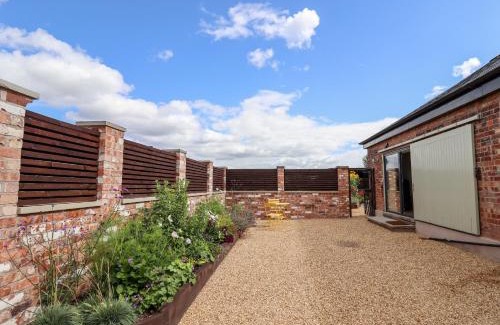 Sandbach House | Wren cottage
