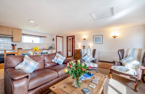 Padstow House | Wren Cottage - One Bedroom House, Sleeps 2