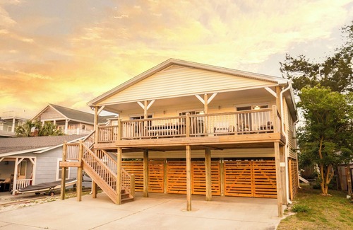 South End House | Wrightsville Beach house 4 Bdr on the South End with Sunset Views of the Channel