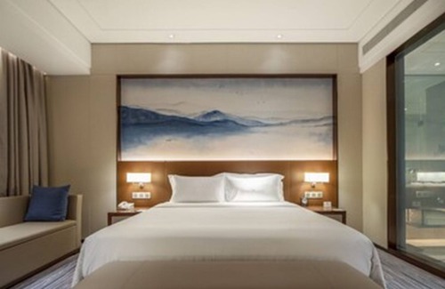 Hongshan Hotel | Wuhan Optics Valley Convention Hotel