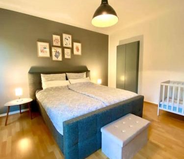 Aachen Apartment | Wunderschöne Altbauwohnung mit Balkon - 102 qm